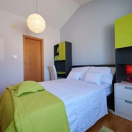 Lilly Apartment *